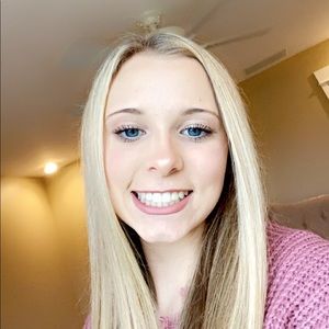 Meet your Posher, Marissa